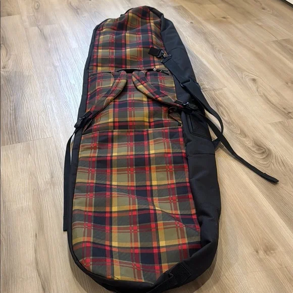 Burton 166 Snowboard Plaid & Black Bag with shoulder straps - Picture 7 of 10